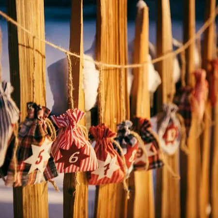 Zum Stubaier Gletscher - Dorf